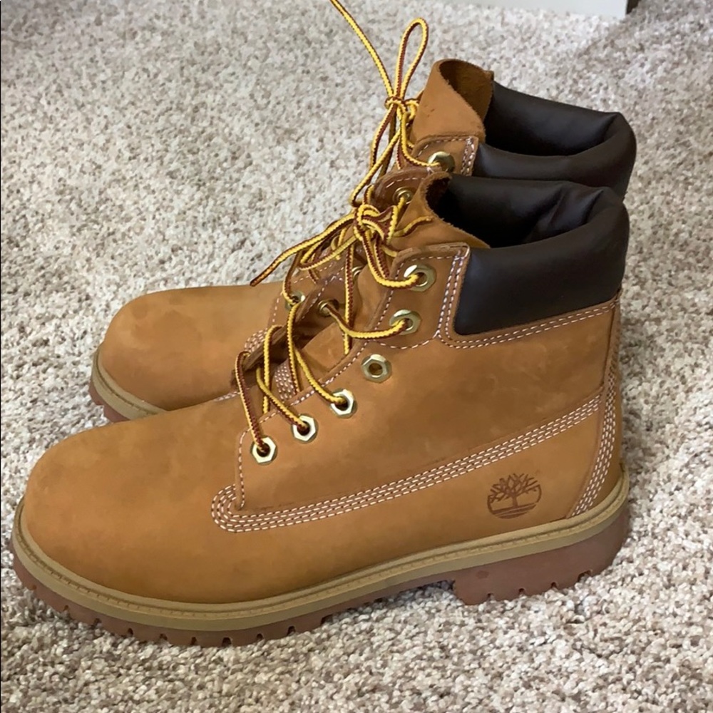 Timberlands - Picture 3 of 6